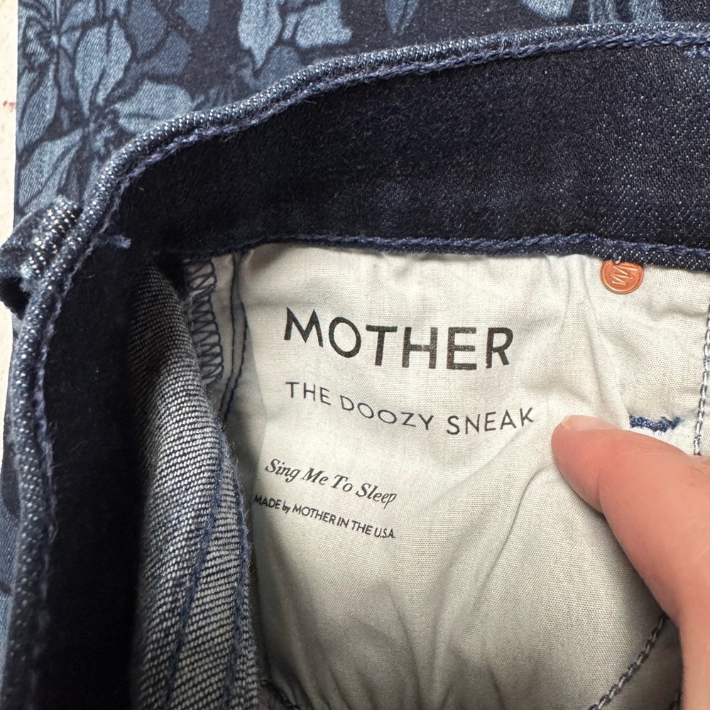 MOTHER Navy Floral Wide-Leg Jeans - Picture 8 of 10